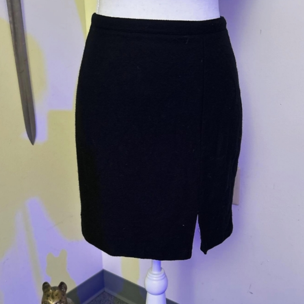 black hight waisted pencil skirt